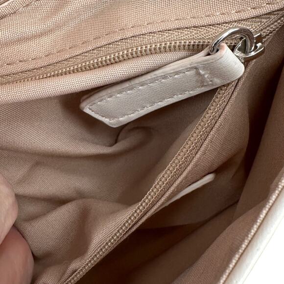 Sam Edelman Hallie‎ White Quilted Pattern Adjustable Strap Metal Logo Belt Bag - Picture 5 of 9